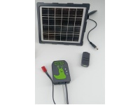 Solarmodul mit Akkuanschluss für elektrischen Schneckenzaun