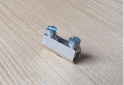 verbinder_von_der_seite